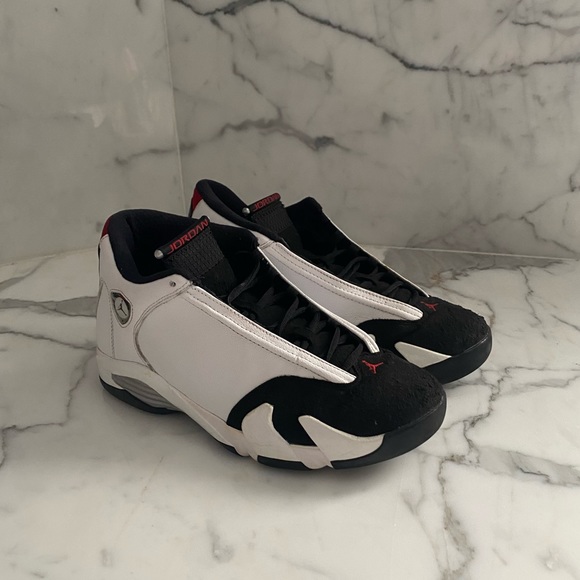 Jordan 14 Black Toe Size 10 - Picture 1 of 5